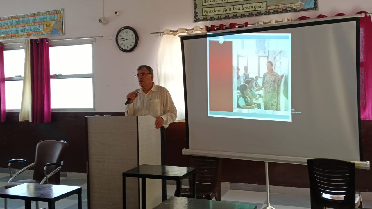 Capacity-building session for the teachers at Revel Dale Public School